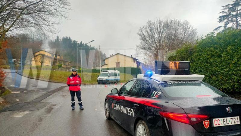 Prato. Uccide la madre a coltellate e dà fuoco alla casa